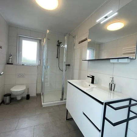 אורחן Schuessler ואלדק