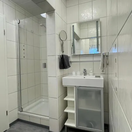 אורחן Schuessler